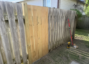corespan-fence-repair-ontario-backyard
